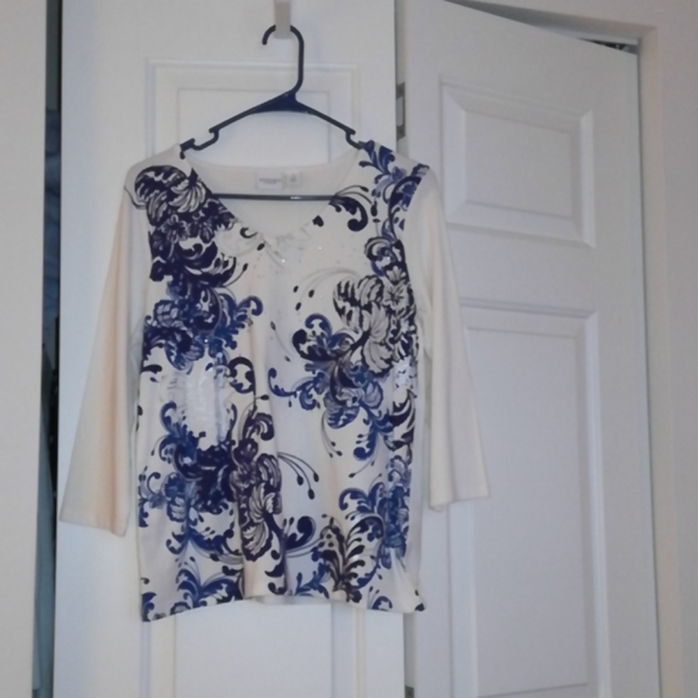 Chico's Weekends 3/4 sleeve top Size 1